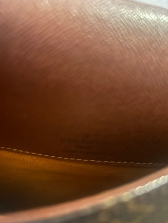 OnTheGo MM Monogram Empreinte Leather | LOUIS VUITTON ® Louis Vuitton